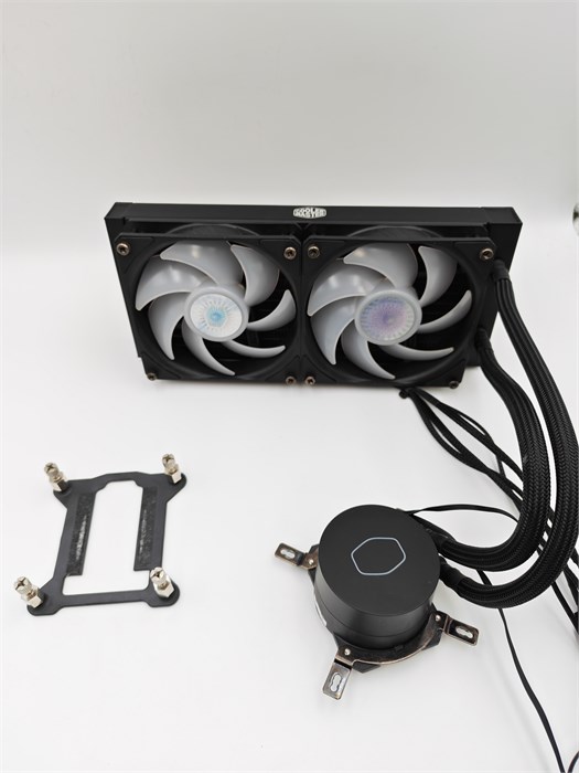 MAster  liqued  ml250l v2 rgb на LGA1200 S3-165