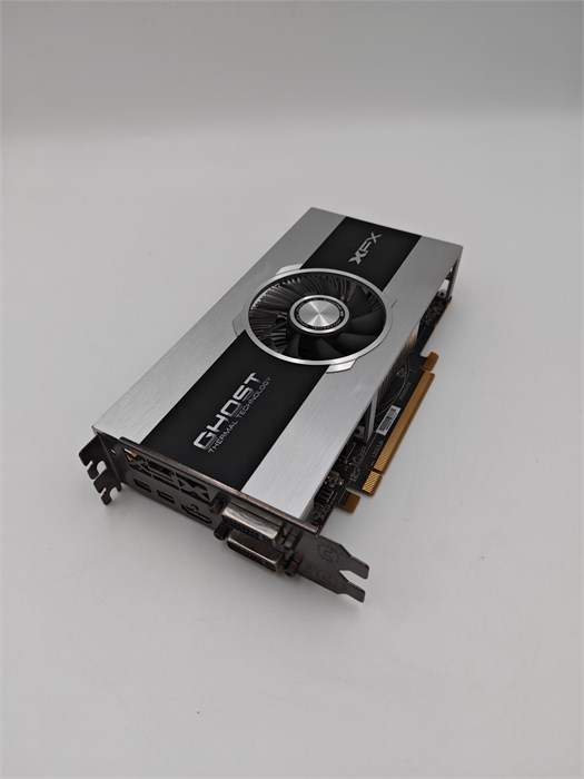 AMD Radeon HD 7850 860M 2 ГБ GDDR5 с двумя mini-DisplayPort S3-346